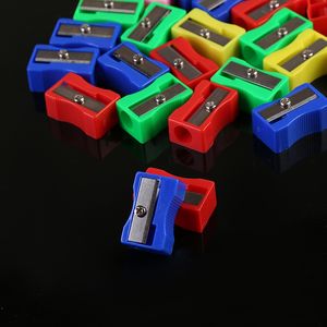 Kalem keskinleştiricileri 40 PCS Mini Karışık Renkler 26mm Kalem Kaldırma Plastik Okul Malzemeleri Kırtasiye Ürünleri Öğrenci Çocuklar Kalem Kesici Aksesuarları 230609