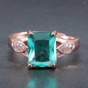 Cluster Rings Elegant Square Green Crystal Emerald Gemstones Diamonds For Women Rose Gold Color Bague Jewelry Bijoux Party Accessories