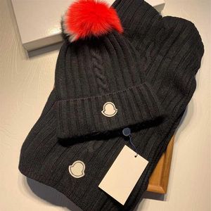 2021 Sciarpa cappello di tendenza di lana alla moda set cappelli di strada di alta qualità sciarpe scialle stilista di moda uomo e donna montato classe invernale182Z