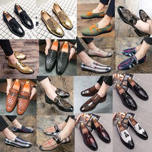 Horsebit Leffer Shoes Light Luxury Print Black Brown Leather Shoes Party Pointed Toe Formal Wear Shoes Office Business Shoes Storlek 38-48
