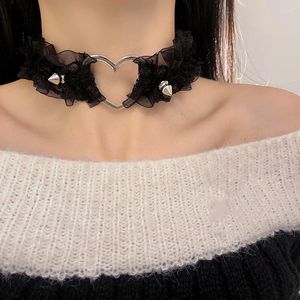 Choker Black Lace Heart Necklace 90s Vintage Goth Punk Chocker Söt krage för flickor Fashion Neck smycken