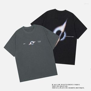 メンズTシャツTシャツアメリカンレトロヒップホップハイストリートデザインセンス短袖の射撃ハラジュクカジュアルコットンルーズカップルトップ