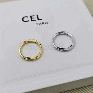 Band Rings New Designer Band Rings Plain Thin Pair Minimalist Ins Design Fashionable Tail Irregular Twist bague couple anello with box J230612