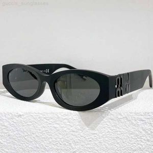 MIUサングラス女性の同じタイプの楕円形のフレームEyeglass Classic Designer Anti-Glare UV400 High Gradh High Appul Value Premium Plate Sunglasses U3YY