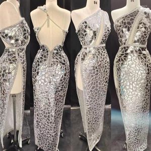 Stage Wear Sparkly Silver Mirrors Abito da sera Hollow Backless Long Birthday Celebrate Costume Women Dancer Dresses Outfit XS4087