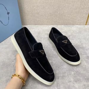 Mäns casual skor herrar loafers platt låg topp mocka ko läder oxfords moccasins sommar promenad loafer slip på loafer gummisulig lägenheter med låda