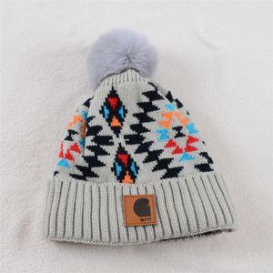 Chapéu quente de inverno de qualidade boêmio impressão colorida bola de pele chapéu de malha moderno para todos os jogos lazer gorro pulôver