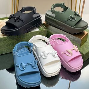 Sandálias de praia femininas estilo plataforma Jelly à prova d'água chinelos de borracha mules peep toe fivela sandália tamanho 35-42