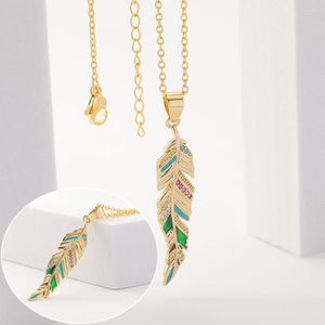 Anhänger Halsketten Einfache Feder Halskette Exquisite 18 Karat vergoldete Blätter O Form Kette Halsband Für Teenager Paar Trend Schmuck Geschenke