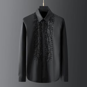 Herrenhemden, handgefertigt, schwarz, elegant, geometrisch, mit Metallsteinen, Perlen, genäht, Herrenhemd, Langarm, leichtes, luxuriöses Design-Hemd