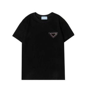 ファッションブランドメンズトップポロスシャツオリジナルスタイル高品質のカジュアルマンブラックホワイトラペルTシャツトライアングルティーサマーニューラグジュアリーデザイナー半袖UV71