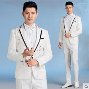 Ternos masculinos Roupas brancas Designs masculinos Masculino Homme Trajes de palco para cantores Jaqueta Lantejoulas Blazer Vestido estilo estrela de dança