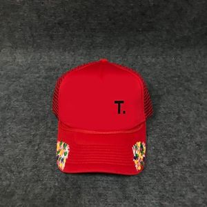 Lüks Şapkalar Erkekler Galerileri Tasarımcı Beyzbol Kapağı Spor Basit Moda Açık Güneşlik Cappello Aksesuarları Mesh Bölüm Kamyoner Şapka Kırık Renk 78jt