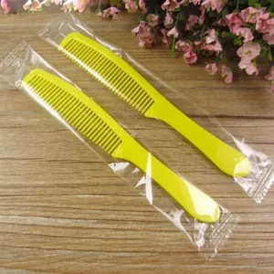 wholesale Quatily Hotel supplies Bath Supplies disposable combs hotel room toiletries head comb long comb free shipping