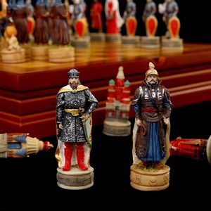 Chess Games set Medieval Knight War Theme Toy Puzzle Game Multiplayer Party Luxury Hand painted Resin Character Gift Collection 230612