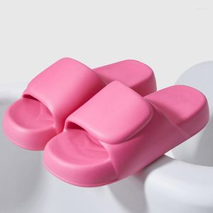 Chinelos Mulheres Plataforma Simples Pure Color 2023 Summer Slides Sandálias Antiderrapantes Simplicidade Banheiro Casal Macio Sapatos Masculinos