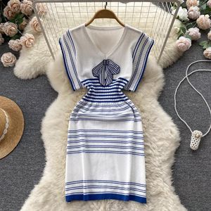 Casual Dresses French Simple Stripe Knitted Dress Summer Women Slim-fitting Buttock Wrap 2023 Kawaii Bowtie V-neck Mini White