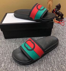 2023 Luxury Interlocking G Pantofole Uomo Donna Red Green Stripes Gomma piatta Plantare bianco in pelle Web Slides Sandali da spiaggia Bloom Taglia 35-45