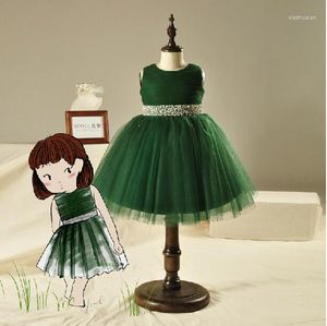 Vestidos de garotas O-pescoço o-pescoço verde Tulle Crystal Fashes para casamentos 2023 Primeira comunhão Girls-comprimento do chá de chá com flor de bola artesanal