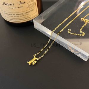 Pendant Necklaces Luxury Design Necklace Chain 18K Gold Plated Stainless Steel Necklaces Pendants Choker Chain Letter Pendant Fashion Womens Wedding J J230612