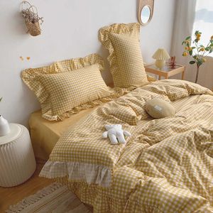 Bedding sets Bedding set yellow Plaid Cotton Princess lotus four piece set garden bedding Quilt Set American extra large Z0612