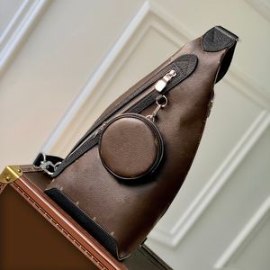 Designer axelväska lyxig crossbody väska handväska äkta läder bröstpaket 44 cm slingväska toppnivå replikering en man resande väska kvällväska med box wl313