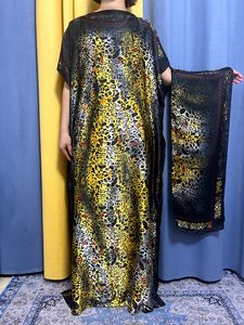 Ethnic Clothing Muslim Summer Silk Abayas For Women Leopard Print Loose Femme Robe Fashion African Kanga Nigeria Kaftan With Turban 230613