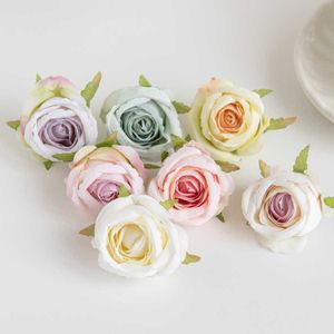 Fiori secchi 10 pezzi Decorazioni natalizie artificiali per la casa Matrimonio Giardino esterno Accessori per la sposa Ghirlanda artigianale fai da te Scatola di caramelle Rose di seta