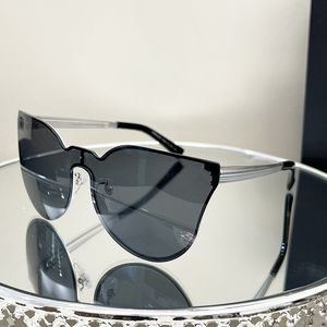 Herrkvinnor Fashion Personliga solglasögon Luxur Designer Eyeglasses Black Brown Cat Eyes Big Frame Driving Dress Glasögon med Box VE2120