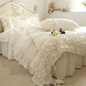 Bedding sets Luxury bed covers beige bedding set ruffle lace duvet covers European romantic bedding bed sheet bedspread home queen bed cover Z0612