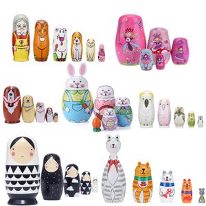 Bambole 5pcs Set Legno Russo Nesting Matryoshka Babushka Artigianato a mano Divertimento Bambini Regali di compleanno per bambini Giocattoli realizzati 230613