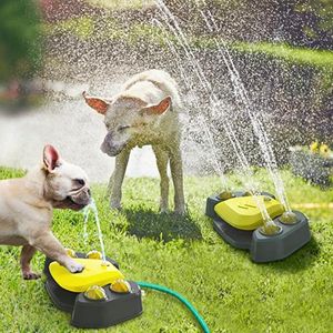 Matning utomhus hund sprinkler valp dricksvatten fontän hund fot steg på bad leksak husdjur interaktiv leverans för liten/medelstor/stor hund