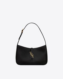 Underarm handväska le5a7 -serie guld logo ko läder vandrande väska singel axelväska kvinnors lilla söta väska