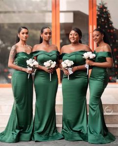 Chic Green Bridesmaid Dress Off Shoulder Fashion Pleats Long Mermaid Bridesmaid's Dresses