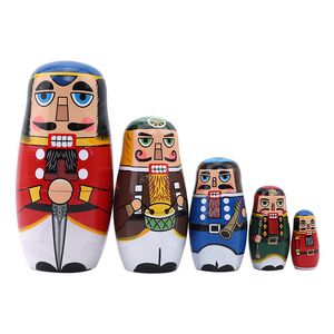 Продажа кукол 5 PCSSET WALNUT RUSSIAN DOLLS DINTED DIST DECOR День рождения подарки детские игрушки гнездовые куклы деревянные матриошки 230612