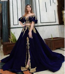 Indiano Duas Peças Vestidos de Baile Azul Royal Babados ombro de fora Veludo Renda Applique Kaftan Árabe Dubai vestido de noite