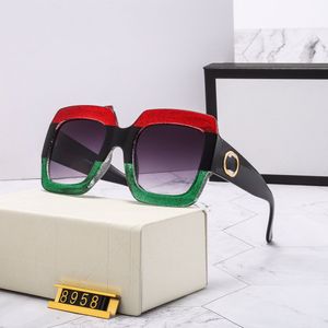 النظارات الشمسية الكلاسيكية للرجال للرجال النظارات الفاخرة للأزياء ، نظارات أشعة الشمس ، PC Lens Square Full Frame UV400 Beach Driving Sports Show Fashioin Eyewear Gafas