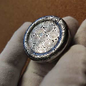 Spinning Top Damascus Steel Texture Magnetic Coin PPB Slider Finger Decompression ADHD Handspinnare EDC Stress Relief Vent Fidget Toys Gift 230612