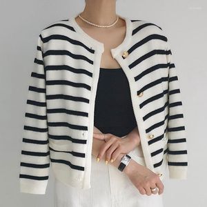 Women's Knits Short Vintage Black White Striped Knitted Cardigan Outwear Women's Clothing Jumpers Sueters Mujer Loose Sweater Crop Tops