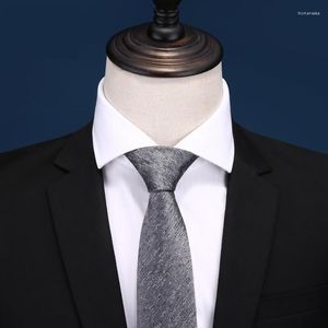 Bow Ties High Quality 2023 Designer Fashion Silver Grey Dark Mönster 8cm för män Släckverksamhet Formell kostym med presentförpackning