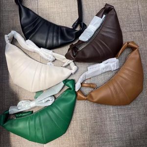 Luxury Design Ox Horn Bag High Quality Soft Cowhide Croissant Women's Brand Armpit Crossbody Bag Knot Pleated Dumpling Chest Bag