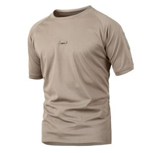 Mężczyźni słynne koszulka marka na zewnątrz kemping pieszki Tshirt Summer Hunting T Shirt Camoflage Sport Shirt Tactical Ubrania 5519736194m