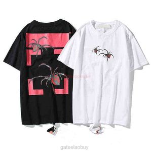 男性のためのオフスパイダーデザイナーTシャツ2022夏のルーズティートップクロスペインティングアローTシャツヒップホップOW衣類17wt