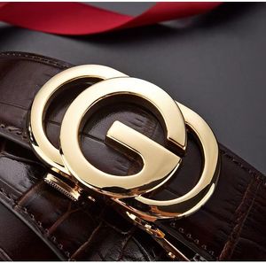 Fashion Classic Men dermis Belts DESIGNERS Casual Letter Smooth Black gold Silver Buckle Luxury High quality leather Belt