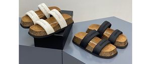 Una parola con pantofole Donna crusca di legno fondo spesso aumento piatto nero 2023 estate nuovi sandali open-toe