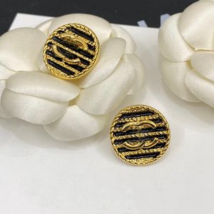 Designer de círculo de geometria 18k Brincos de pregos de ouro de 18k Brincos luxuosos da marca Braço de breol de bronze de alto nível de aço de aço anel de aço de christma festas de aniversário jóias