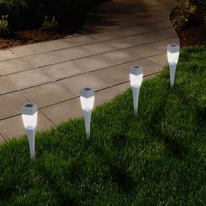 أضواء مسار LED الحديثة الشمسية - مجموعة من 24 - الفضة بواسطة حديقة نقية