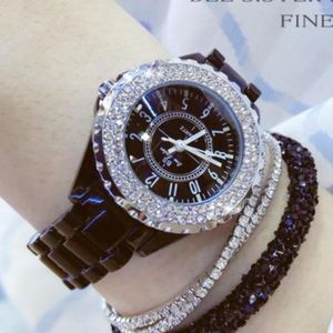 Wristwatches Classic Watch مقاوم للماء قارئ سهلة متلألئة جولة الكوارتز مع السيراميك لوقت والدة أم هدية بيع العلاقات العامة للبيع