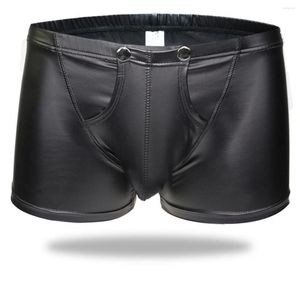 Underbyxor Sexiga män Boxare Öppna Crotch Faux Leather Lingerie Stage U Konvex Pouch Black Patent Boxer Shorts Underwear