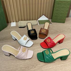 Designer Heeled Sandals Women Metal Buckle Suede Women Shoes Classic Designer Fashion Party Sexig High Chunky Heel Shoes Simple and Elegant Ladies Sandals